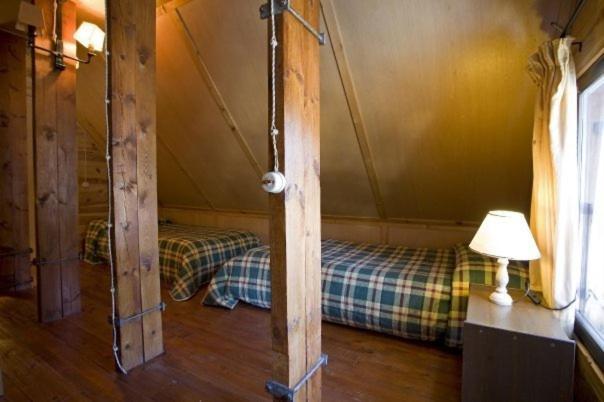 Niu Dels Falcons Bed & Breakfast La Molina  Rom bilde