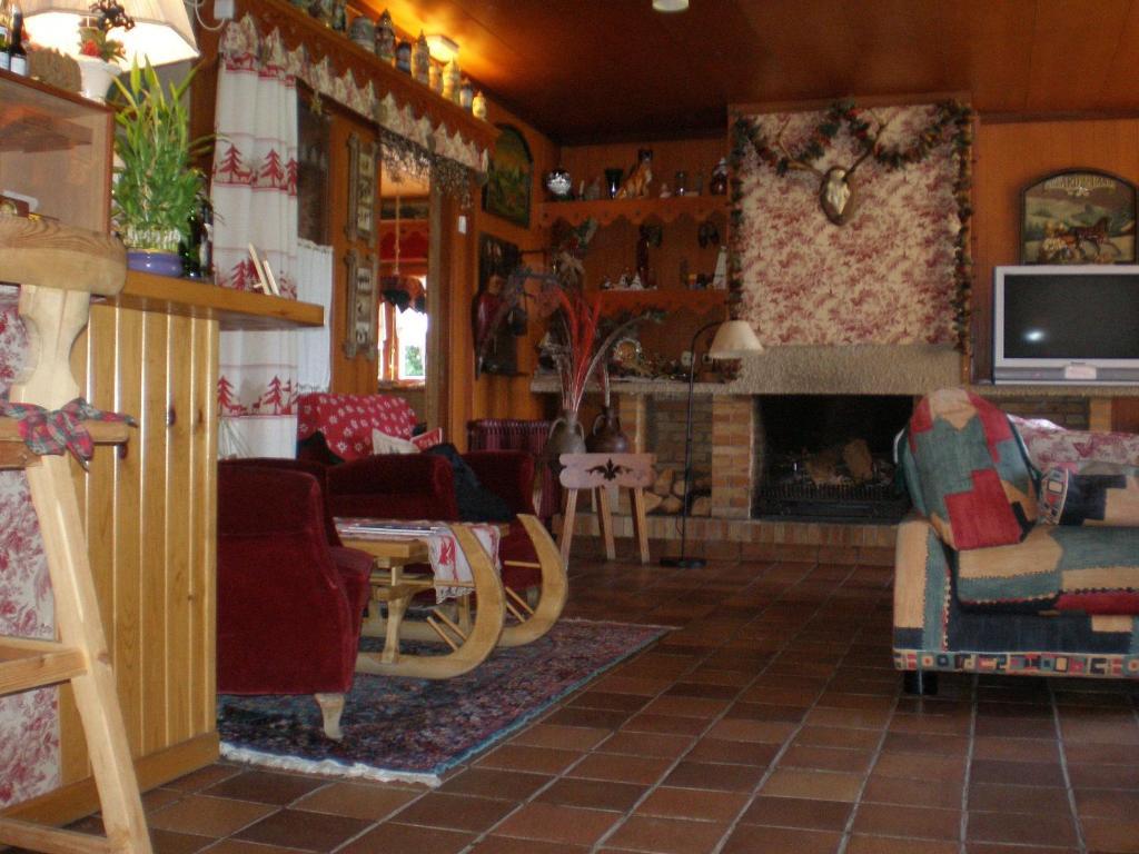 Niu Dels Falcons Bed & Breakfast La Molina  Eksteriør bilde